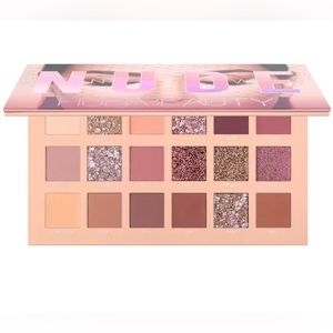HUDA BEAUTY The New Nude Eyeshadow Palette